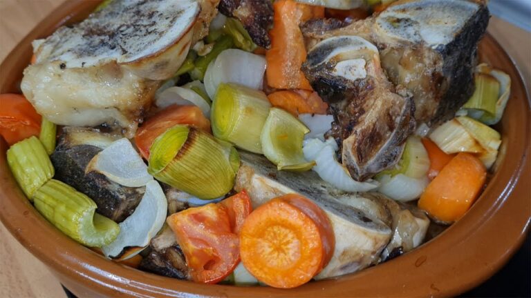 Arroz con Bogavante: Delicias de la Cocina Gallega