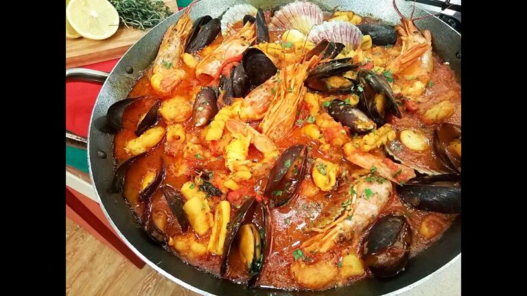 Sabores del Mar: La Mariscada Gallega Ideal