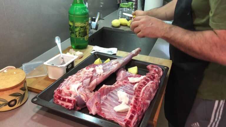 Descubre los Secretos del Lechazo Asado Segoviano