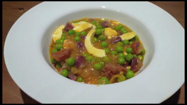 Guisantes con Jam&oacute;n al Estilo Murciano: Receta Tradicional
