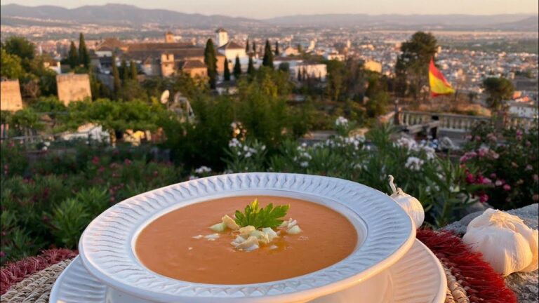 Los secretos del aut&eacute;ntico gazpacho andaluz