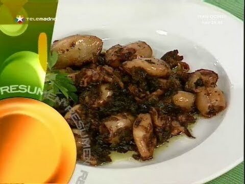 Delicias Vascas: Txipirones Encebollados a la Perfecci&oacute;n