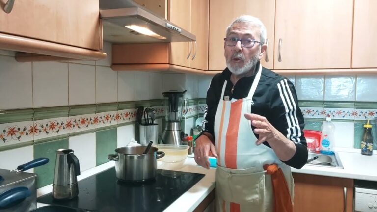 Secretos de la Cocina Andaluza en Cazuela de Fideos
